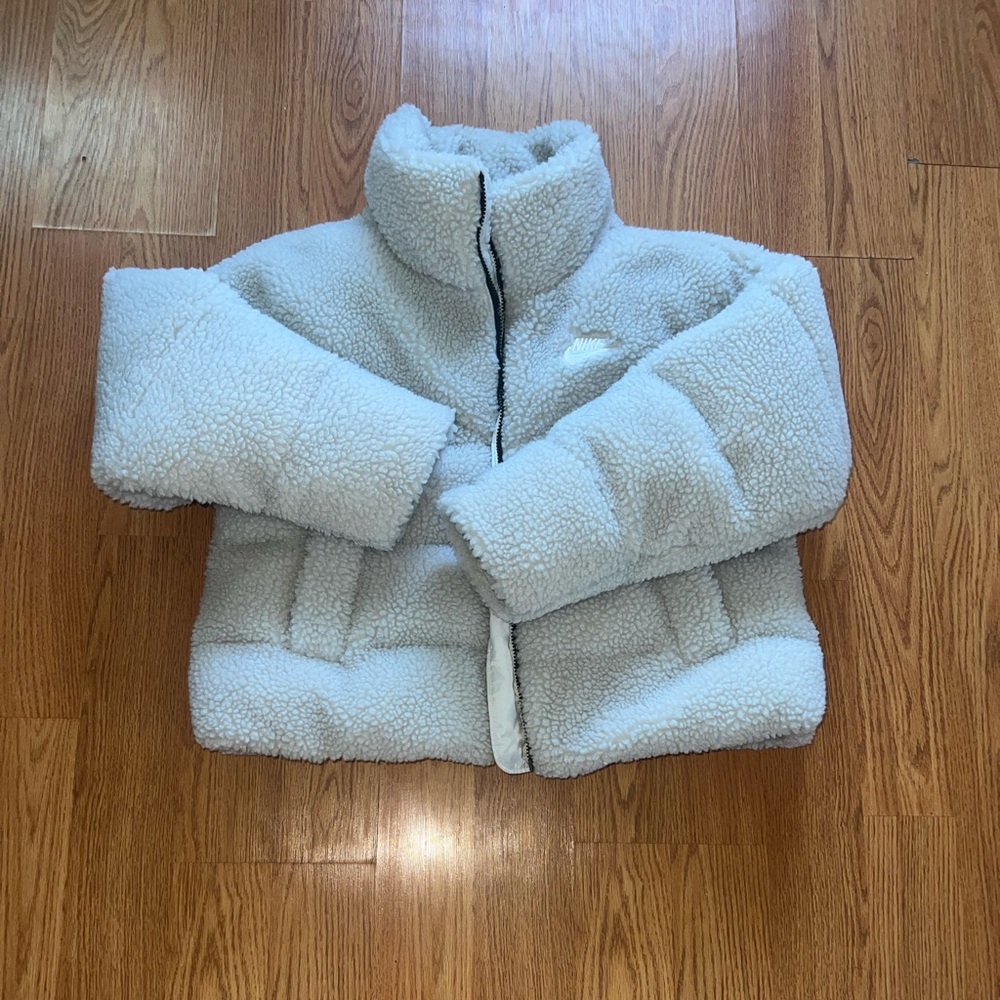 Winter Is Approaching! Super Warm Cropped Coat For Super Cold Weather. View 2